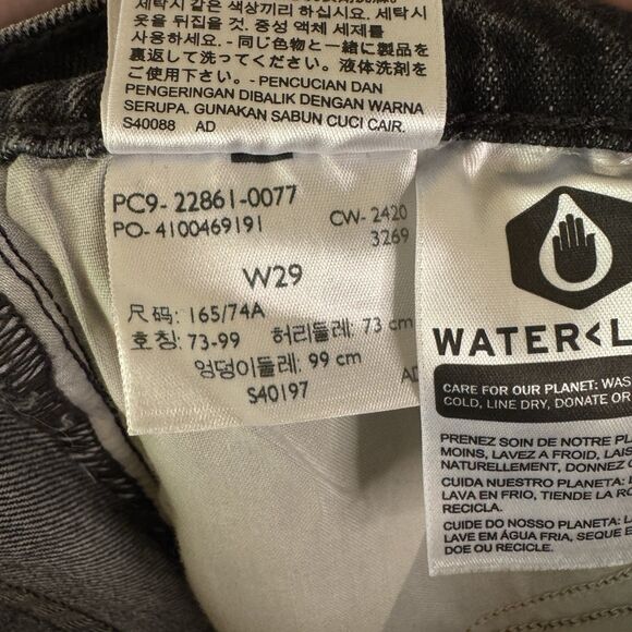 NWT Levi’s Premium Wedgie Icon Jeans Womens 29 High Rise Tapered Leg Black Denim - Picture 10 of 14